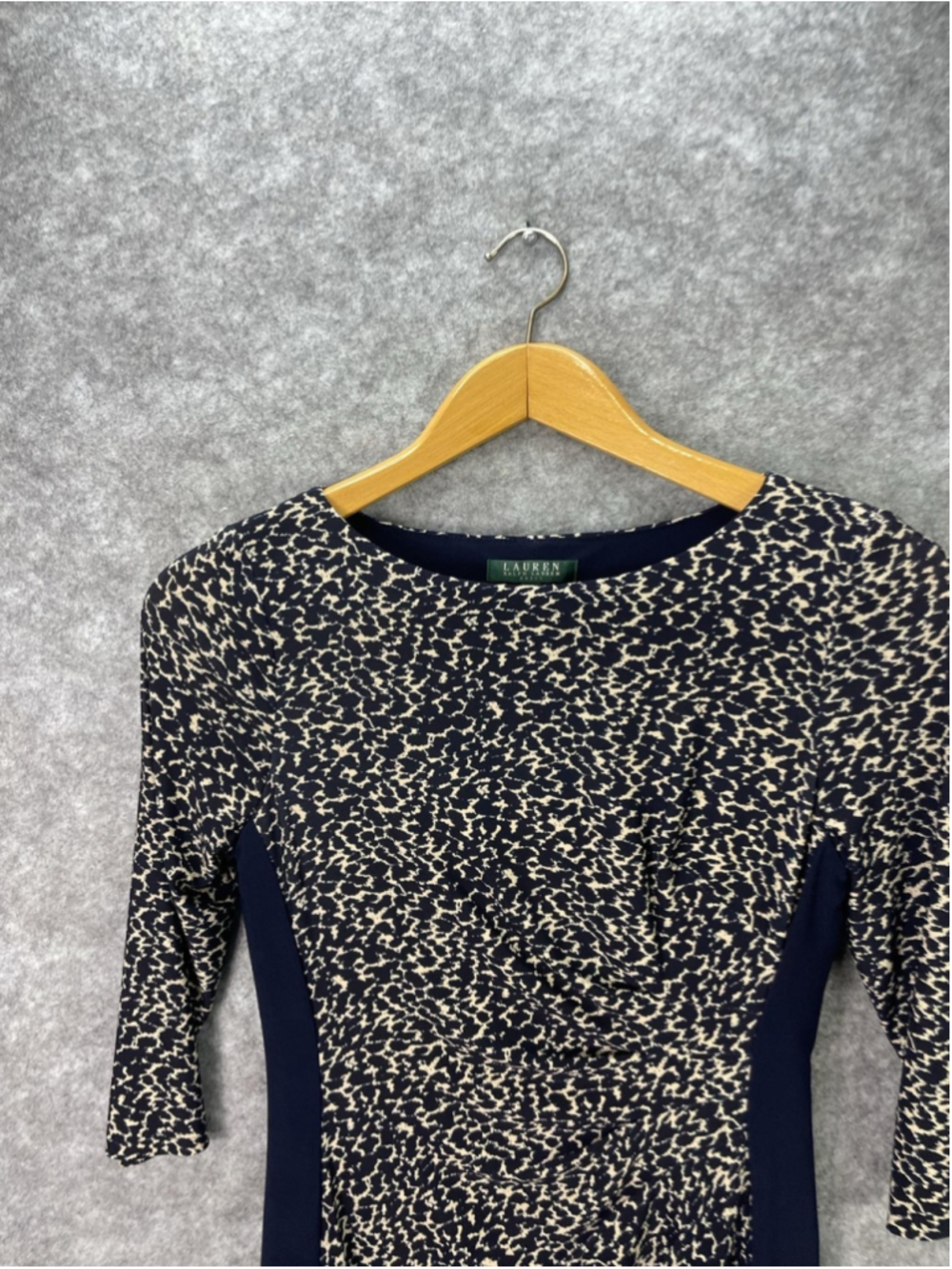 Lauren Ralph Lauren Dress Womens 6 Blue Animal Print 3/4 Sleeve Ruched Sheath - Picture 2 of 11